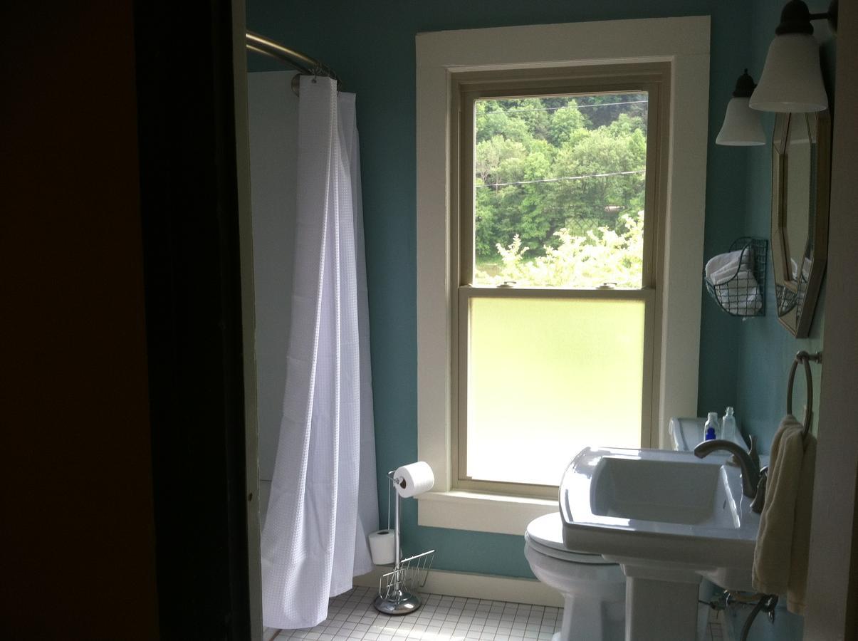 Bed and breakfast Barnard House 2*